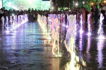 Omled góp phần biến công viên Văn Lang thành quảng trường nhạc nước
